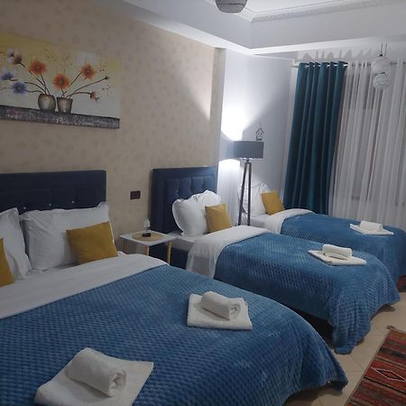 Godard Apartments Влёра Экстерьер фото