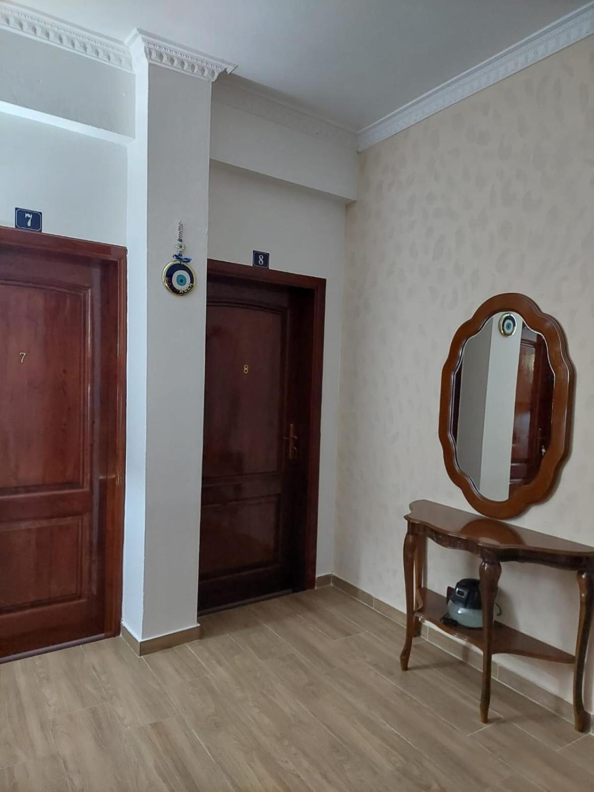 Godard Apartments Влёра Экстерьер фото